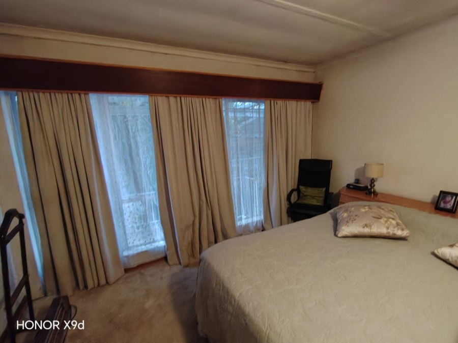 5 Bedroom Property for Sale in Heuwelsig Free State